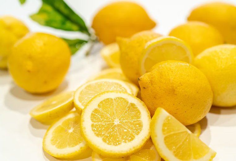 Using lemon stop drooling